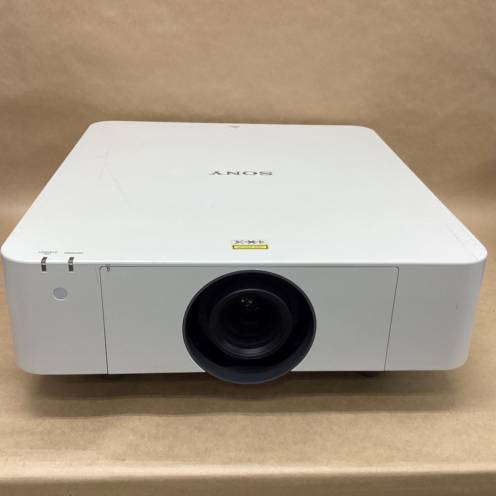 ランプ使用3537時間 ソニー レーザー光源ワイドデータプロジェクター