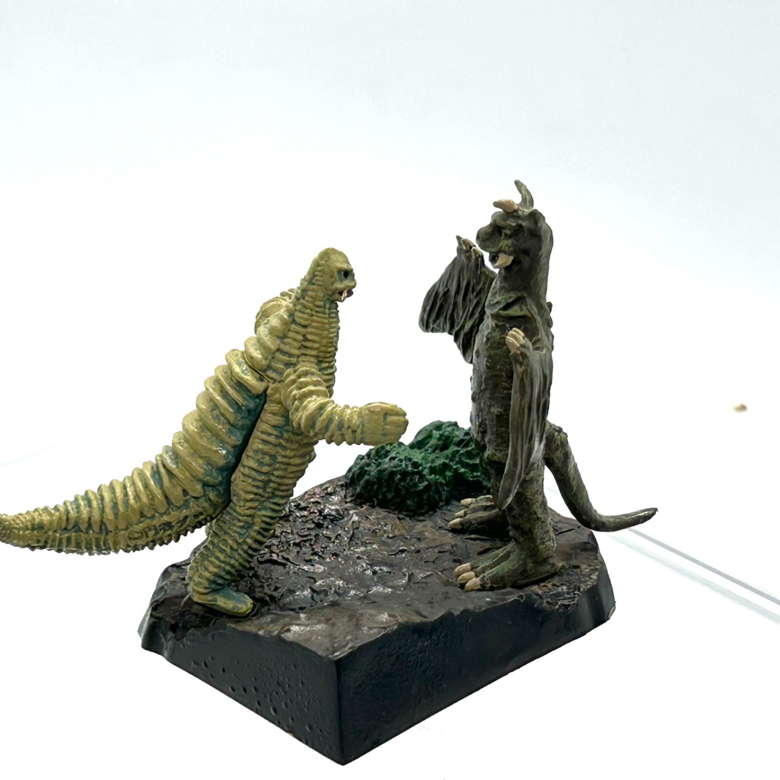 ウルトラ怪獣名鑑 卸売 ウルトラマン第8話『怪獣無法地帯』より全4種