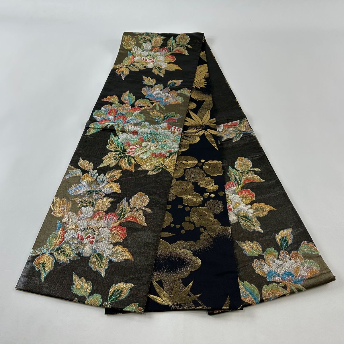 ①⑦⑨牡丹　金糸　六通袋帯　未使用超美品 袋帯 美品 秀品 牡丹 金糸 箔 焦茶色 六通 正絹 【中古】 - メルカリ