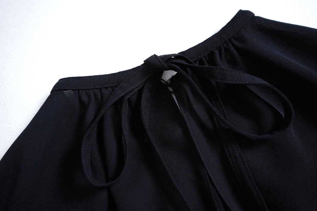 PRADA 袖プリーツ