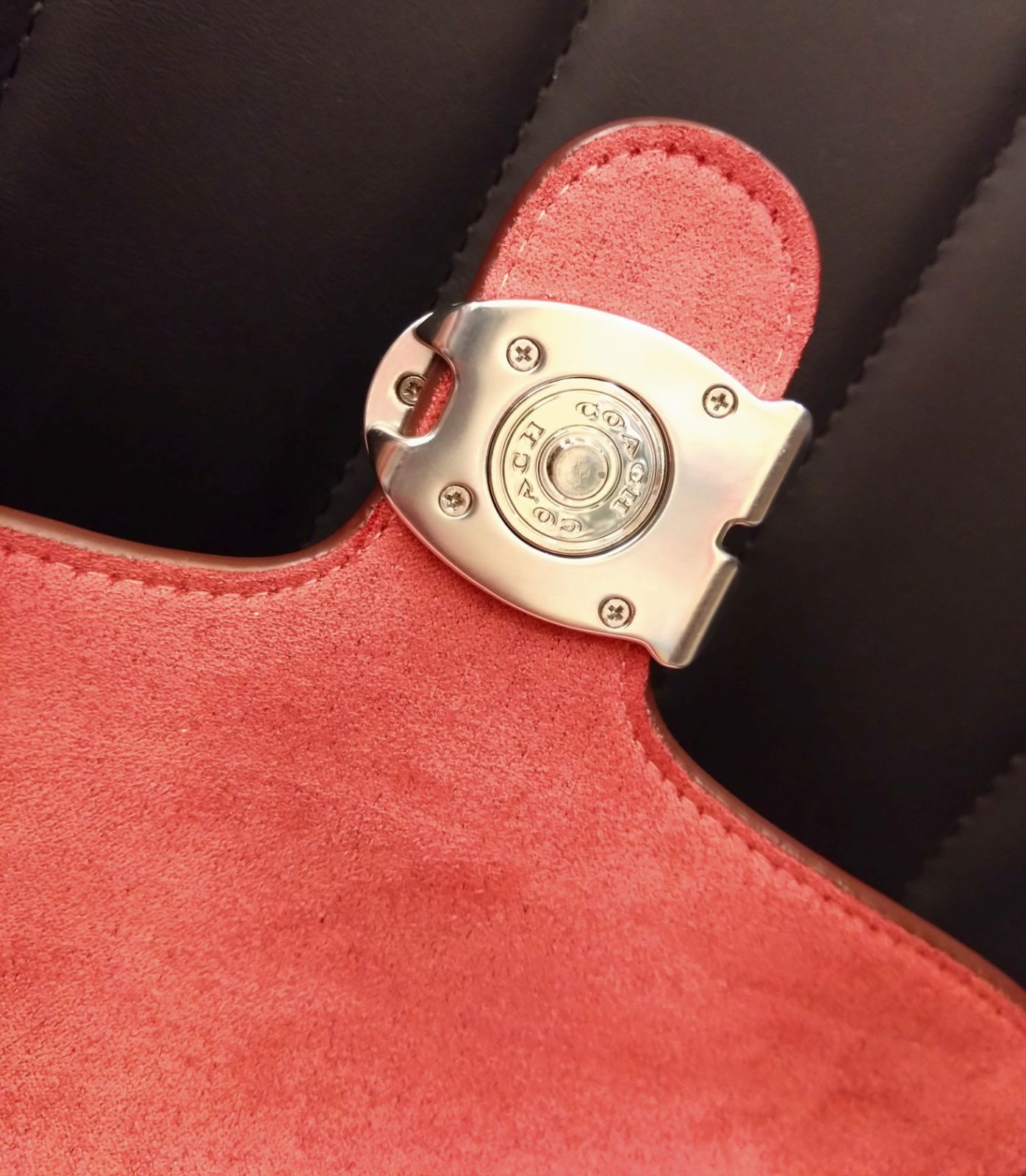 ☆2074 綺麗！ COACH コーチ タビー クロスボディ リストレット
