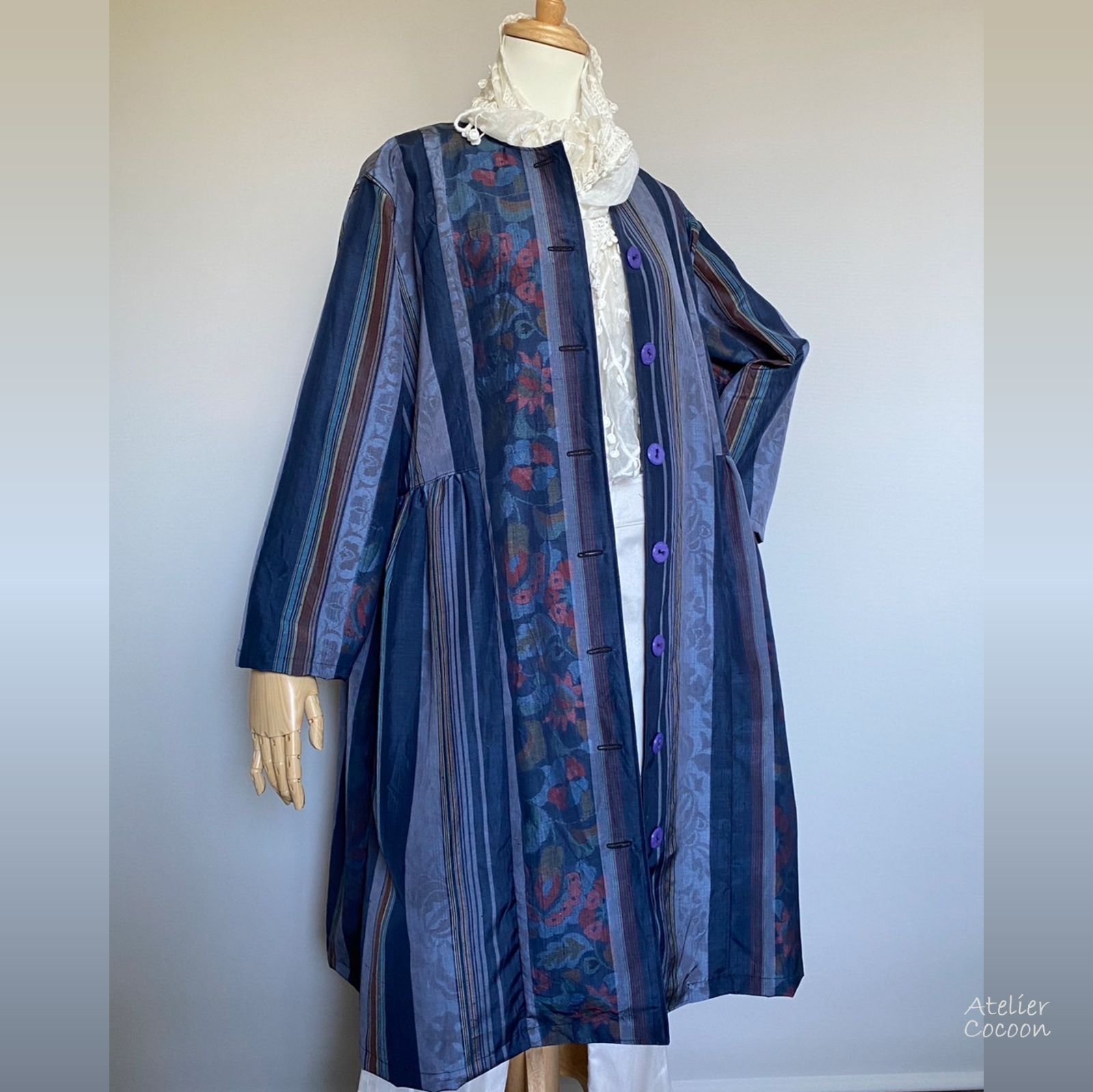 着物リメイク 紺 ボタニカル ボーダー模様 ワンピース シャツ スプリング コート ジャケット | Kimono remake Navy Botanical One-piece dress Spring Coat Jacket 2504-023
