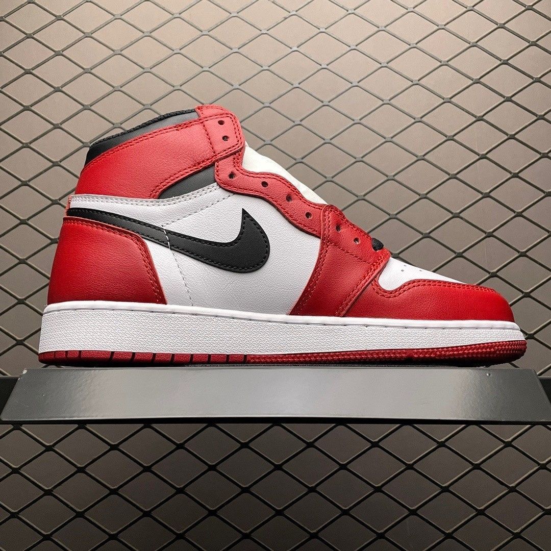 エアジョーダン ハイカットシューズ ホワイト/ブラック/レッド エア ジョーダン 1 NIKE AIR JORDAN MID SE white/track red