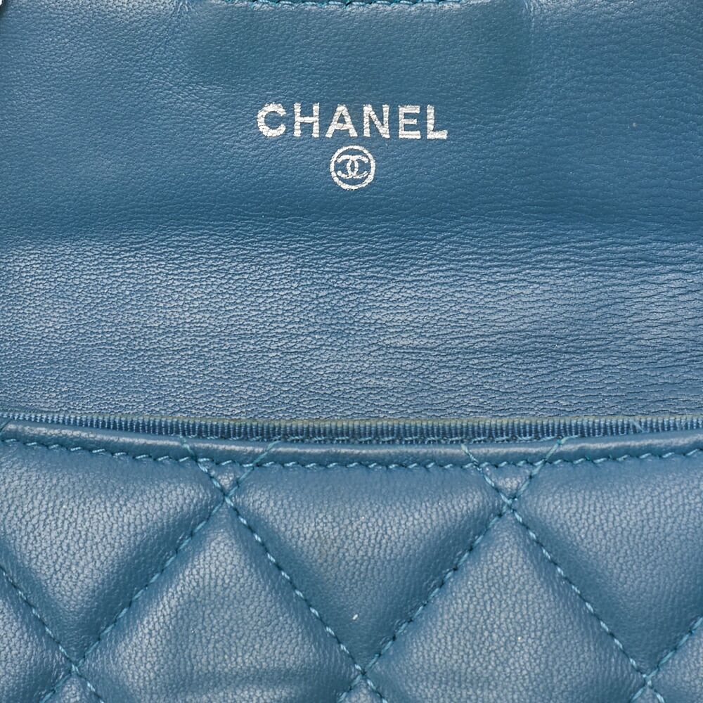 CHANEL シャネル マトラッセ 三つ折りコンパクト 財布 キャビア