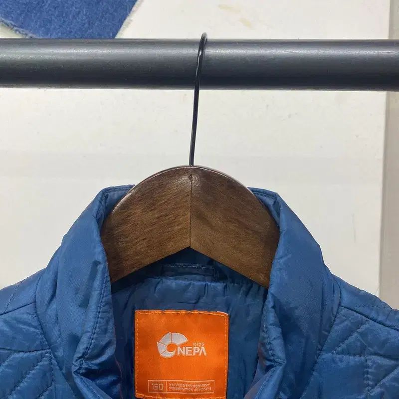 (80) NEPA レディース 登山 アウトドア 軽量ダウン ベスト