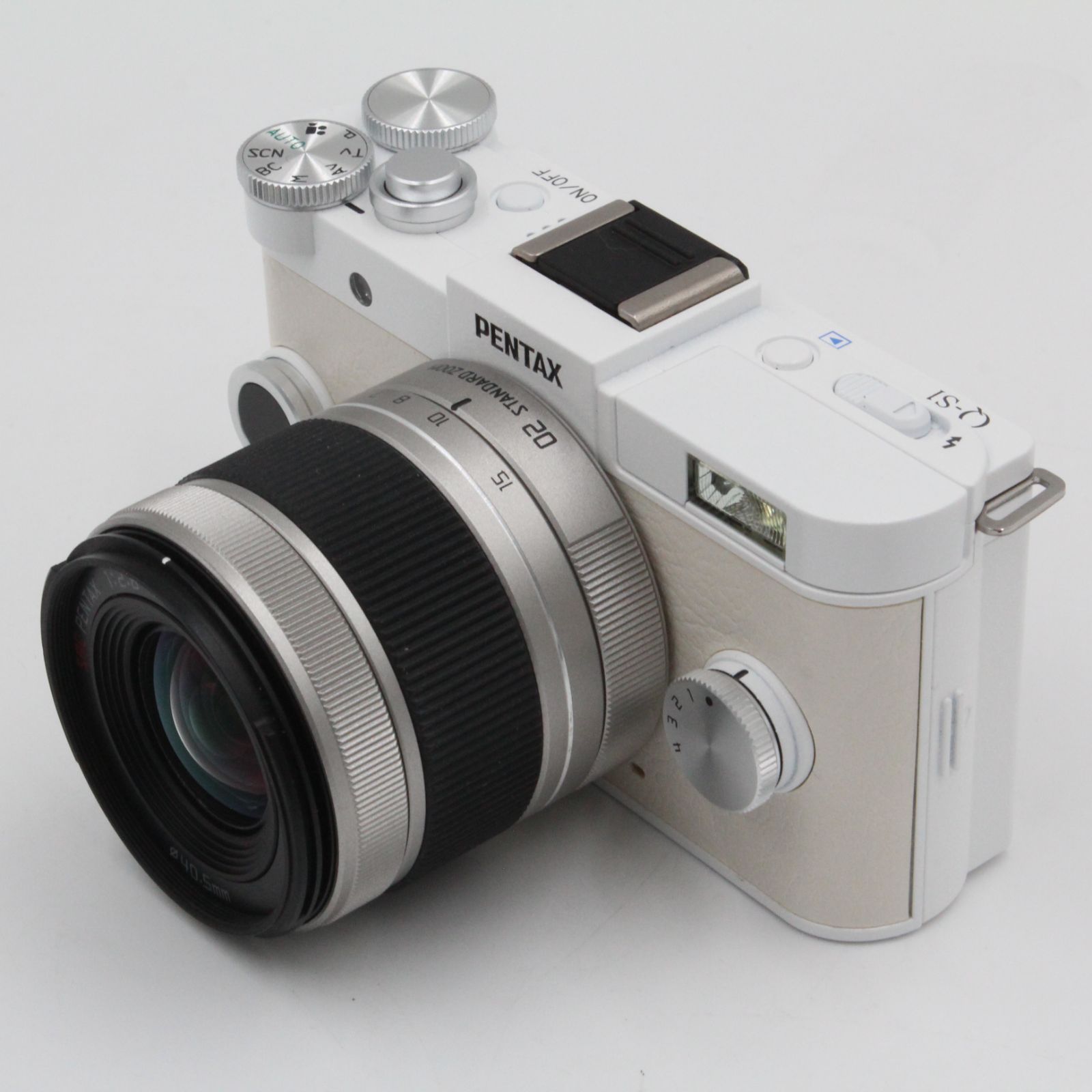 ショット数120回、元箱付き。☆新品級☆ PENTAX Q-S1 ズーム