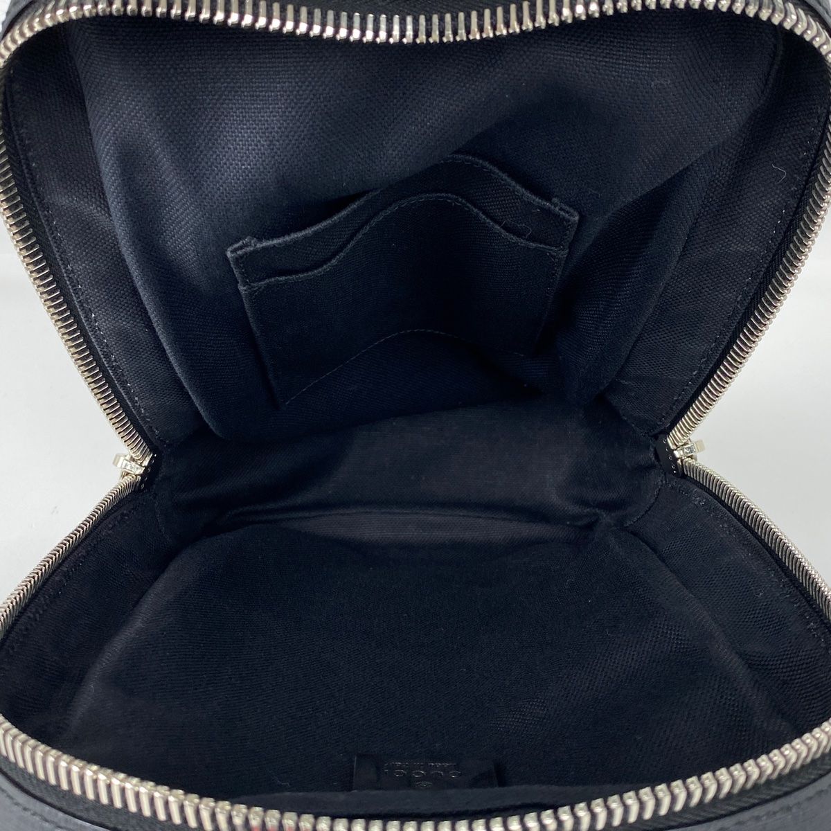 美品✨GUCCI グッチ GGスプリームキャンバス シェリーライン ボディバッグ 美品✨GUCCI グッチ GGスプリームキャンバス シェリーライン