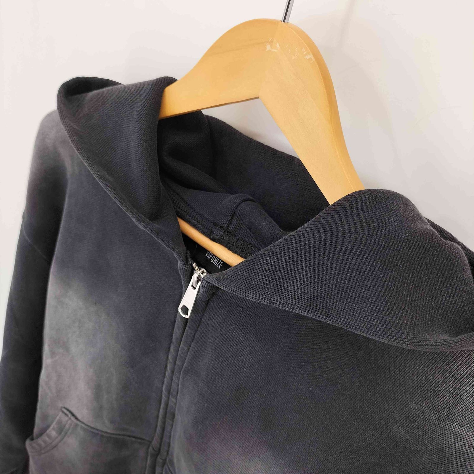 ヴェイパライズ VAPORIZE Used Zip Parka メンズ JPN:M - メルカリ ヴェイパライズ VAPORIZE Used Zip Parka メンズ JPN:M - メルカリ
