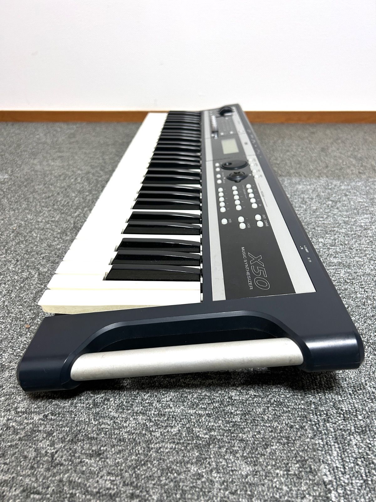 【美品】 KORG コルグ シンセサイザー X50 61鍵 Amazon | ニュアンスで差をつける。KORG X50 61鍵シンセサイザー