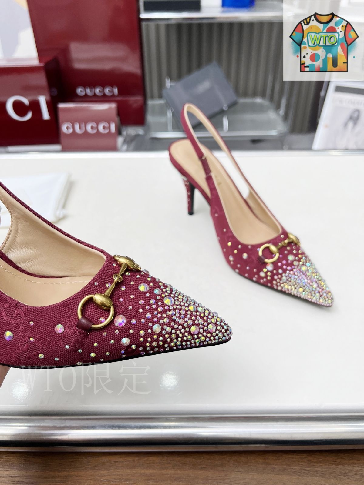 Gucci 水鑽ハイヒールシューズ05-2 - メルカリ