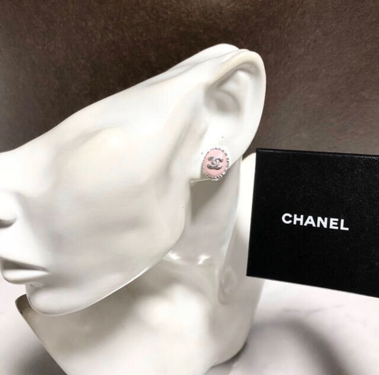 値段が激安 正規品CHANEL - CHANEL ココマーク シルバーピアス 99年ヴィンテージ ピアス レディース