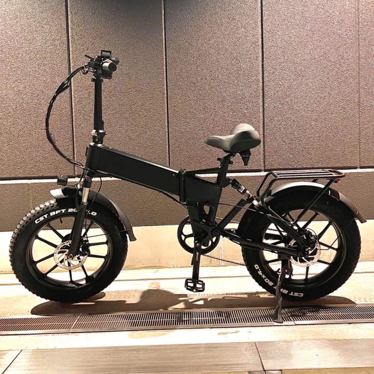 送料込み MATE 系 750Wモーター EBIKE電動自転車 48V12.5Aアルミ合金