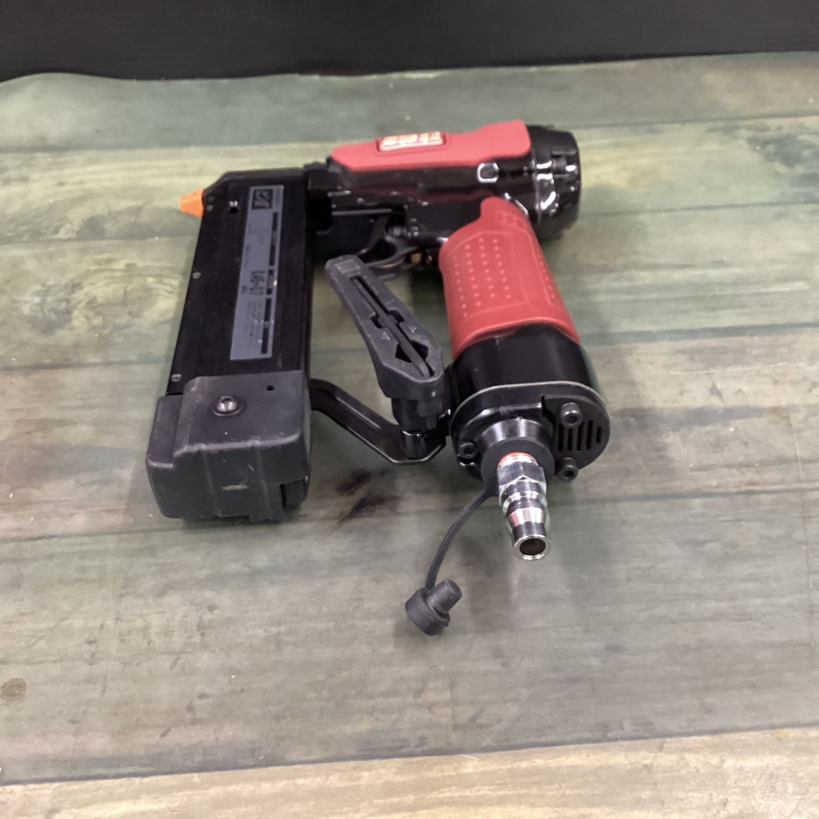 SK11 エアピン釘打機 釘足長 12~35mm P35 SA-P35-Z1 【東大和店