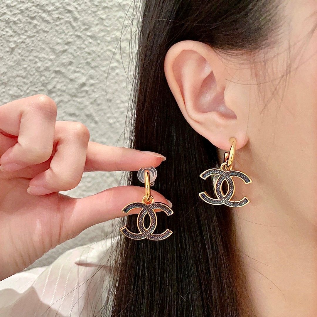 CHANELヴィンテージ手書き風ピアス 希少品！CHANEL♡チェーンピアス ハート ヴィンテージ ピアス