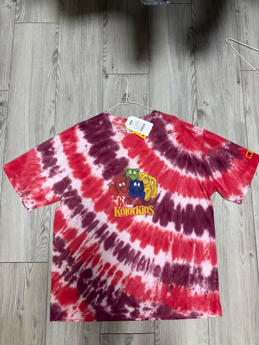 Disney SERIES CREATED by MUS | MD FACE BUTTON カーディガン