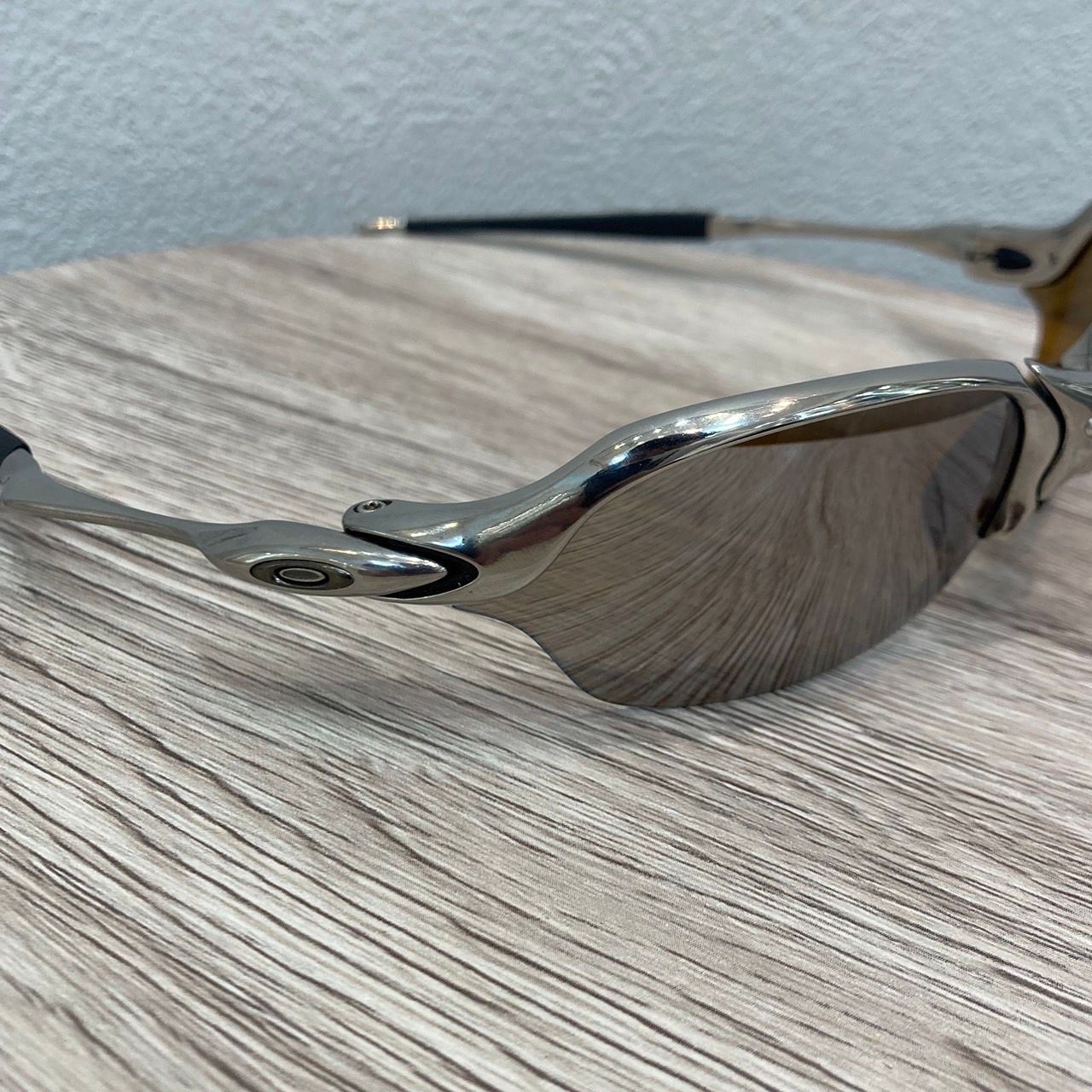 ♢ OAKLEY オークリー ROMEO2 X-Metal エックスメタル ロメオ2