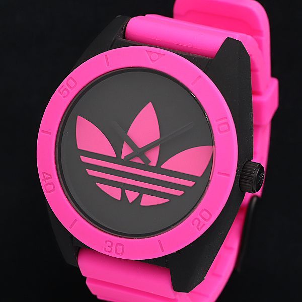 adidas、アディダス、腕時計、ジャンク品 1円 箱付き アディダス QZ ADH 2846 661304 ブラック文字盤