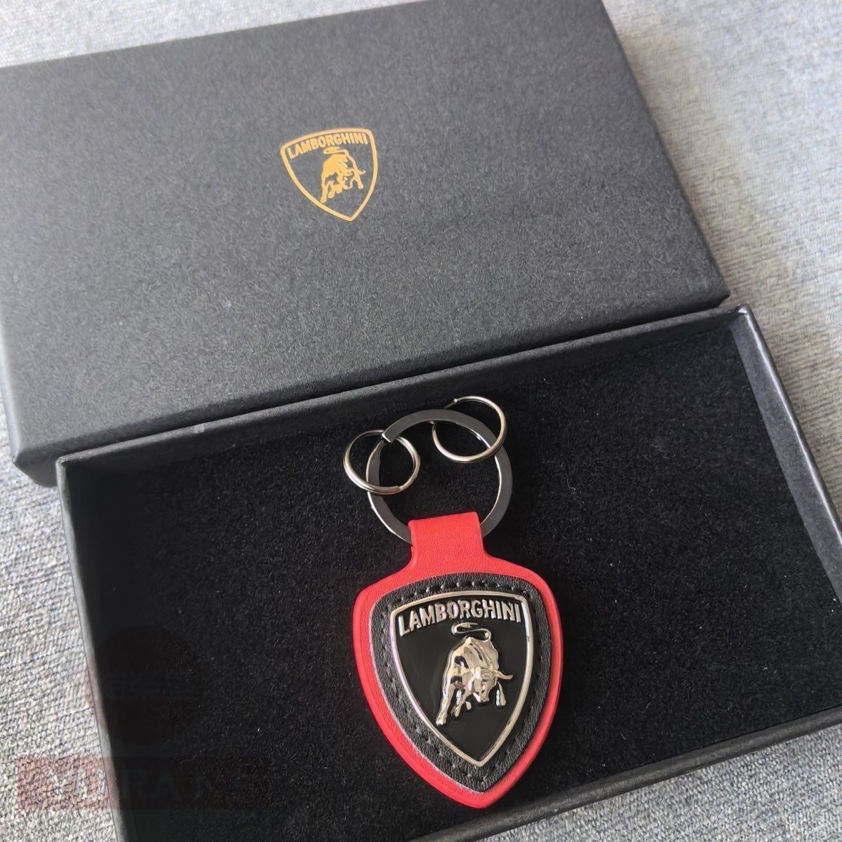 新品未使用】Lamborghini キーホルダー