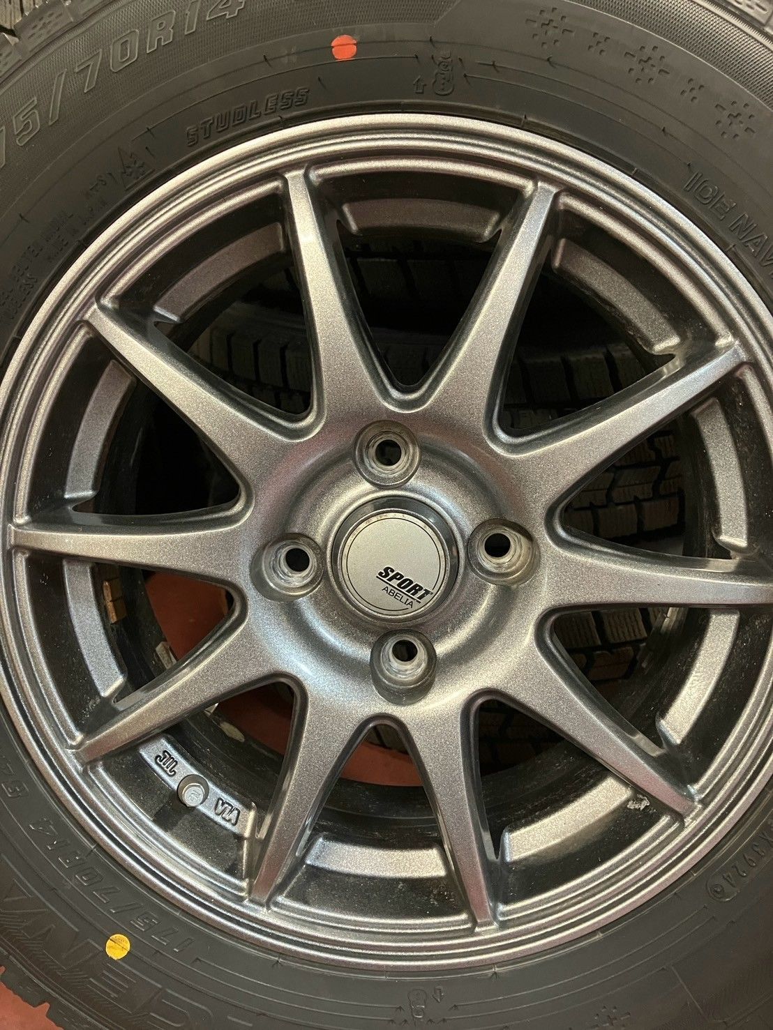 送料無料】SPORT ABELIA 14インチ、バリ溝 グッドイヤースタッドレス 