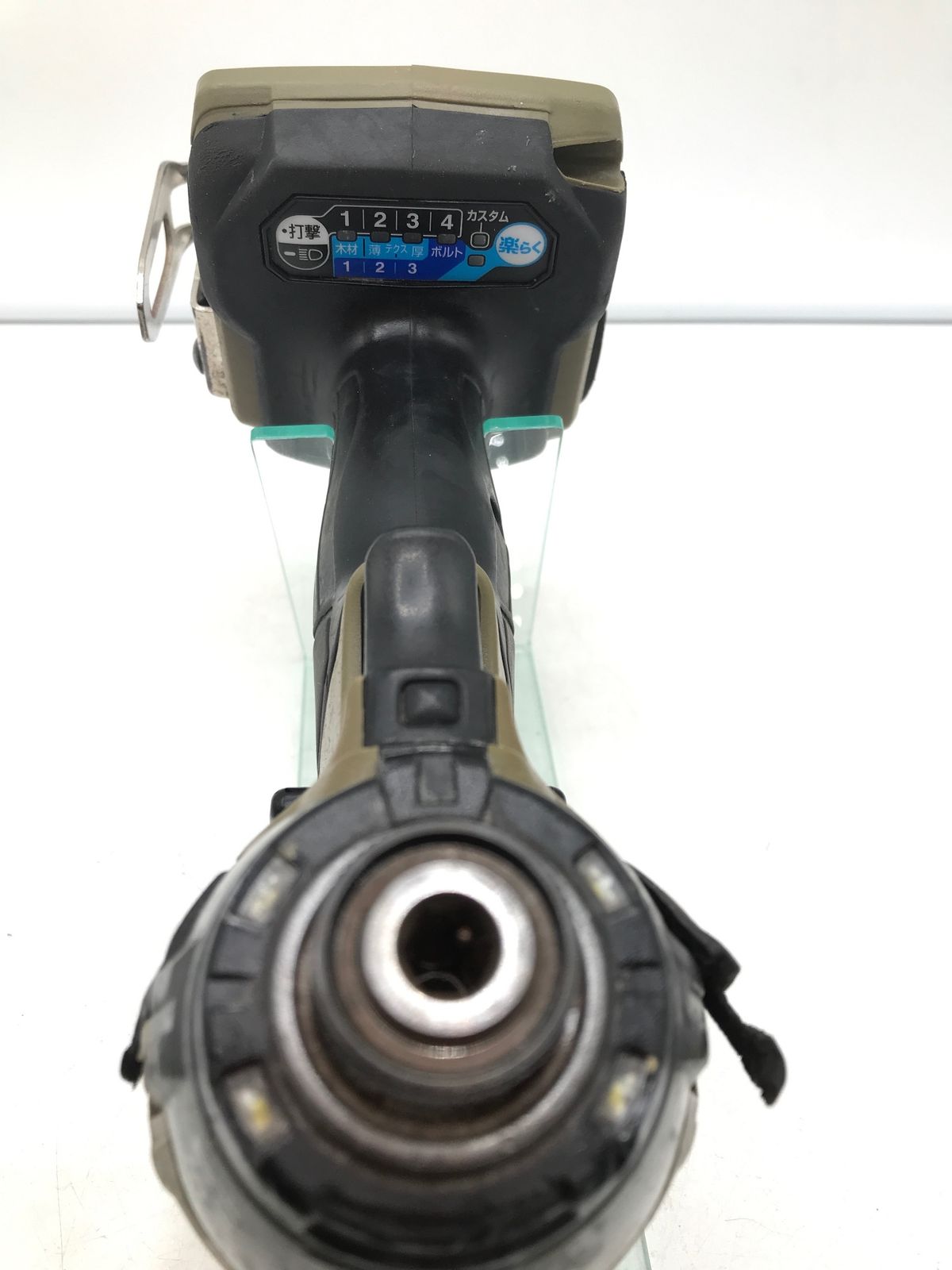 M01