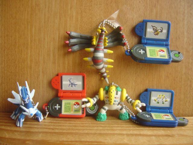 ♯Evc26GBポケモンずかんWマスコットギラティナ登場人気3種 ♯Evc26GBポケモンずかんWマスコットギラティナ登場人気3種