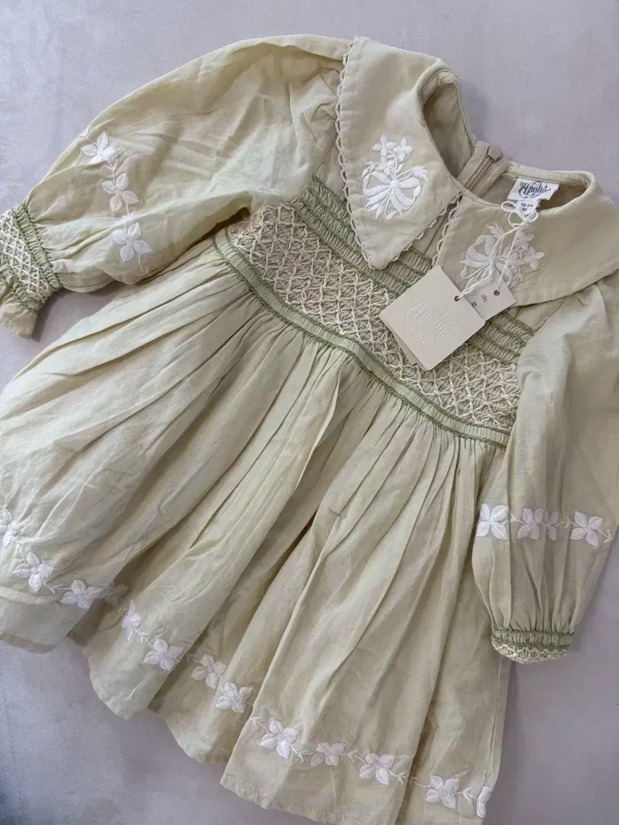 アポリーナ 18-24 m ベイビー キャリードレス