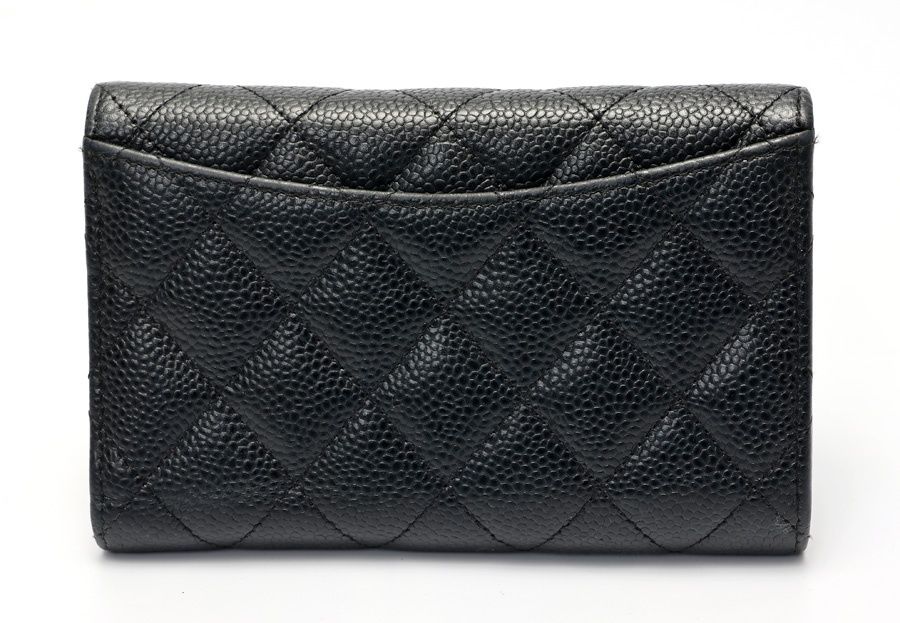 美品 シャネル AP0232 マトラッセ ミディアム フラップウォレット シャネル / CHANEL マトラッセ ミディアム フラップウォレット / 三