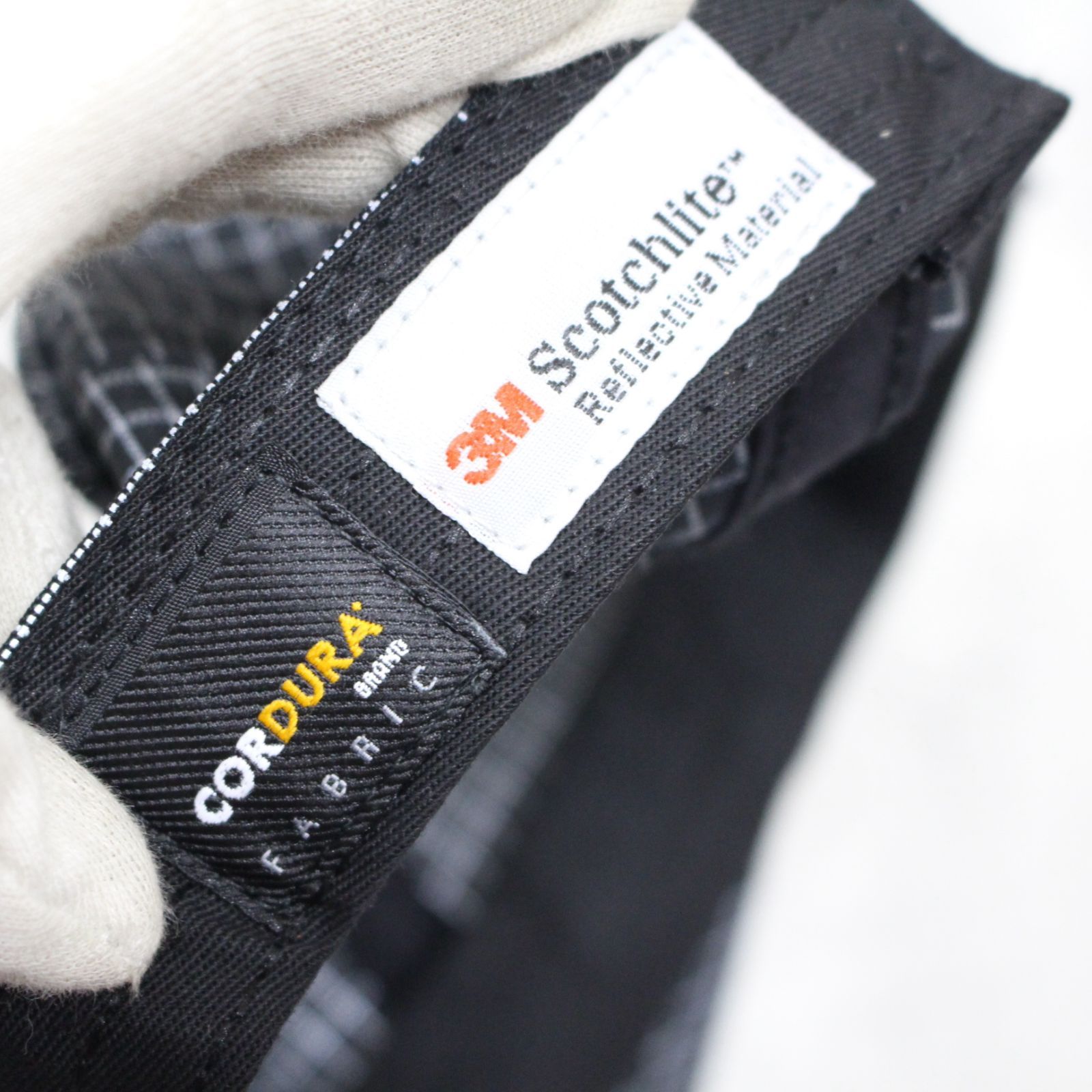 シュプリーム 3M Scotchlite Supreme - 3M Reflective Repeat Taped Seam Jacket - UG.SHAFT