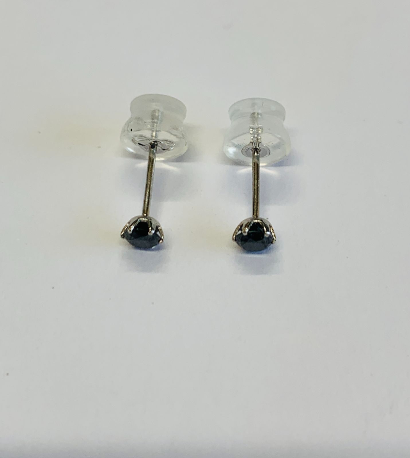 Pt900ブラックダイヤモンド3mm丸 ピアス 0.24カラット(0.12ct×2 