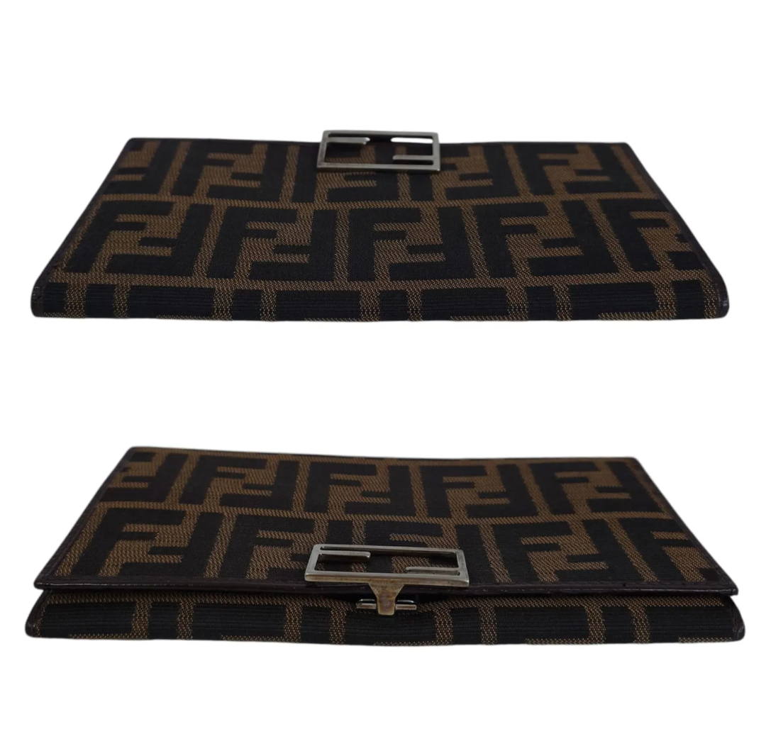 【美品】FENDI フェンディ 長財布 二つ折り財布 ズッカ柄 キャンバス レザー ブラウン メンズ レディース 中古