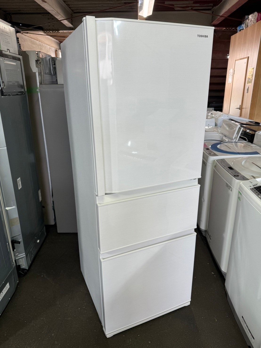 美品】大阪送料無料☆3か月保障付き☆冷蔵庫☆3ドア☆GR-S33S☆R-540