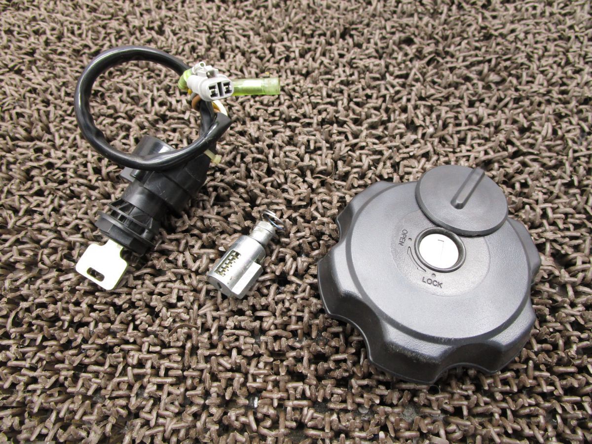 KDX220SR メインキーセット A6872 タンクキャップ DX220B カワサキ キャブ車