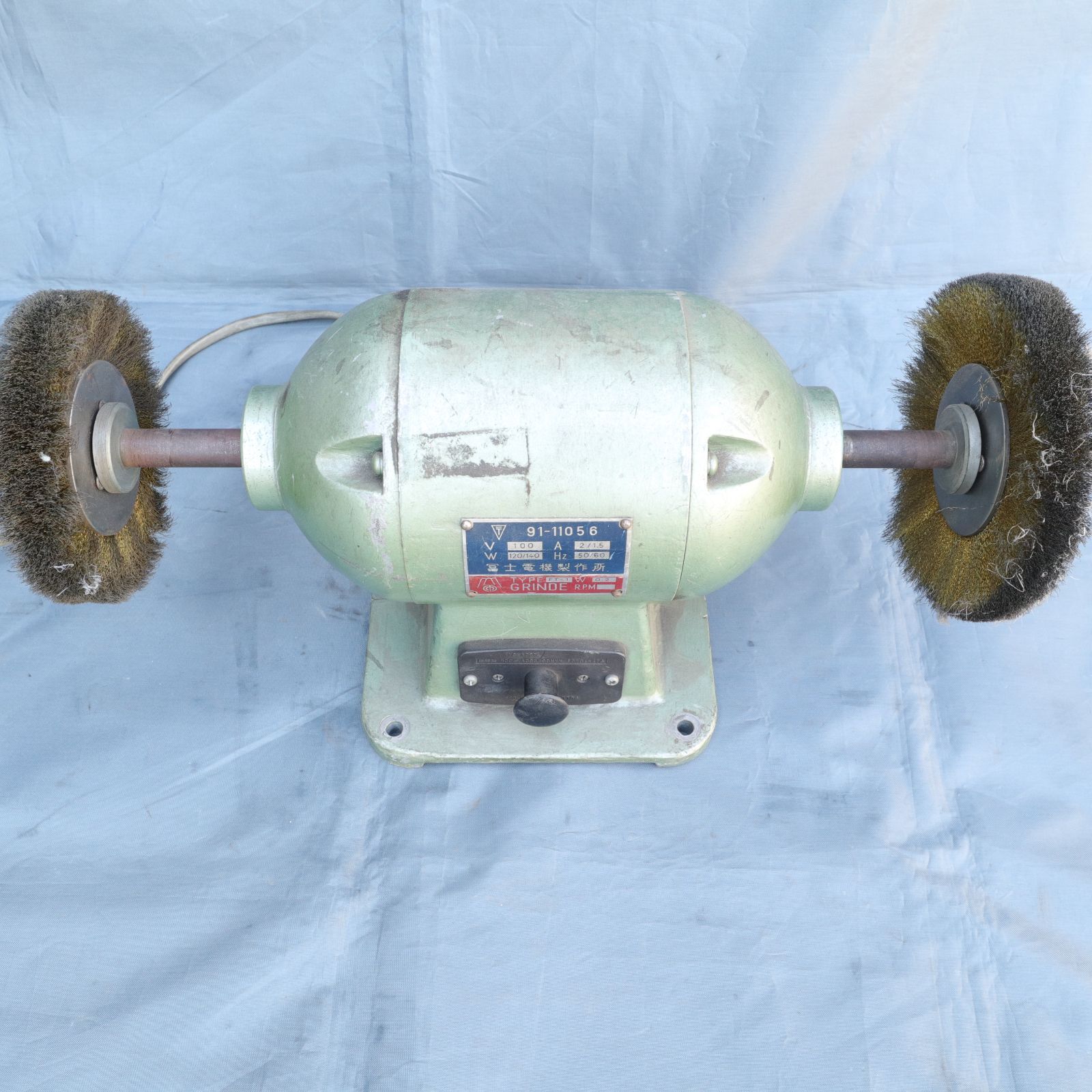 91-11056 研磨機