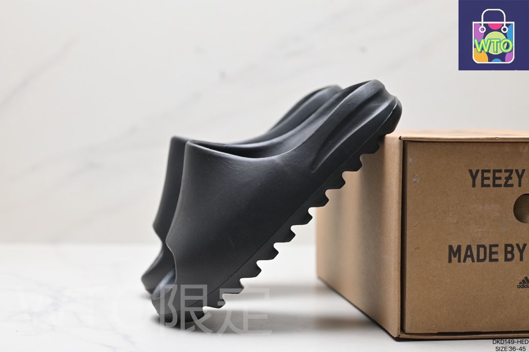 イージースライド　オニキス adidas YEEZY Slide 
