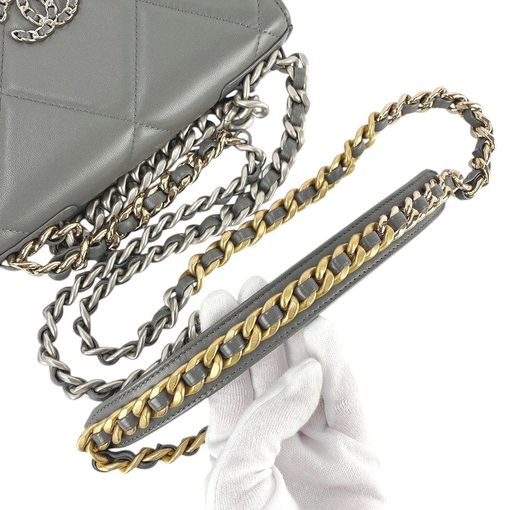 ■美品■　シャネル 19 チェーンウォレット ショルダーウォレット マトラッセ ココ ラム レザー グレー AP0957 箱 【421624】7 □美品□ シャネル 19 チェーンウォレット ショルダーウォレット