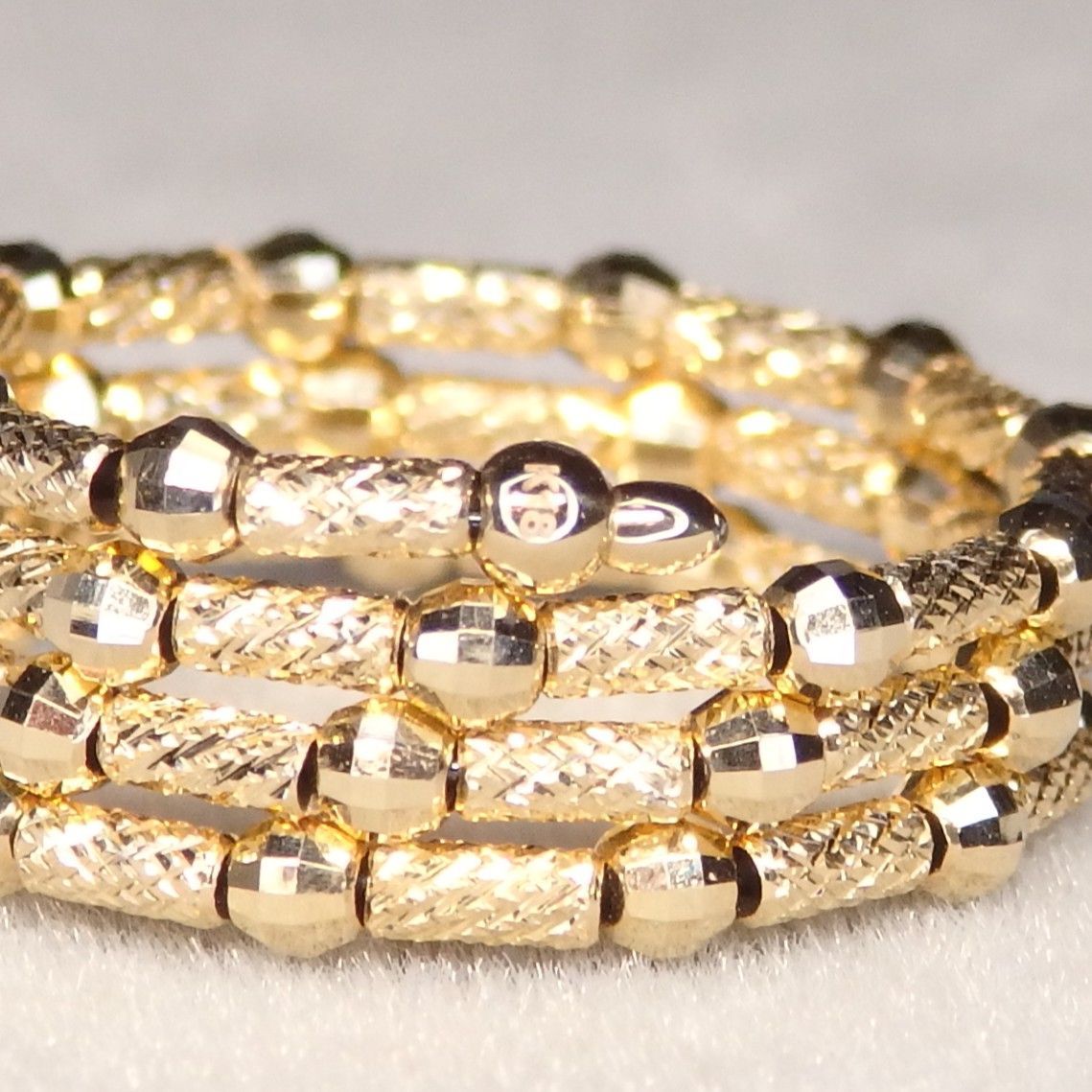 形状記憶リング 3連 Z5855 K18スリーカラー 地金 指輪 フリーサイズ 形状記憶リング 3連 Z5766 ゴールドK18 地金 指輪 フリーサイズ