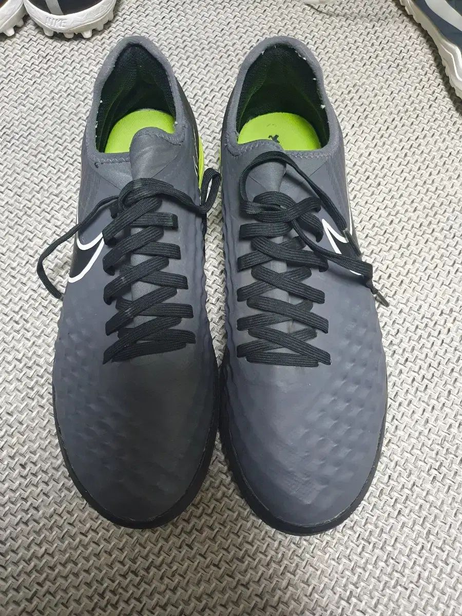 ナイキマジスタフィナーレ サッカー フットサル シューズ ナイキ マジ