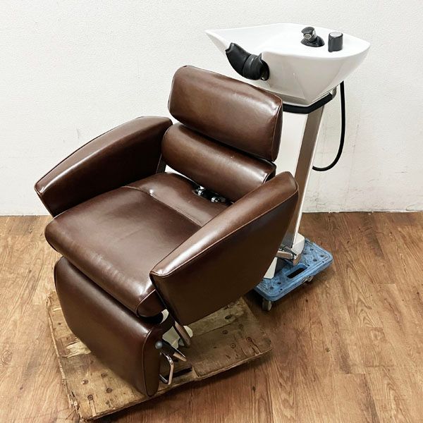 【愛知から3台中の❷】タカラシャンプー台　引取り限定 愛知から3台中の➁】タカラシャンプー台引取り限定