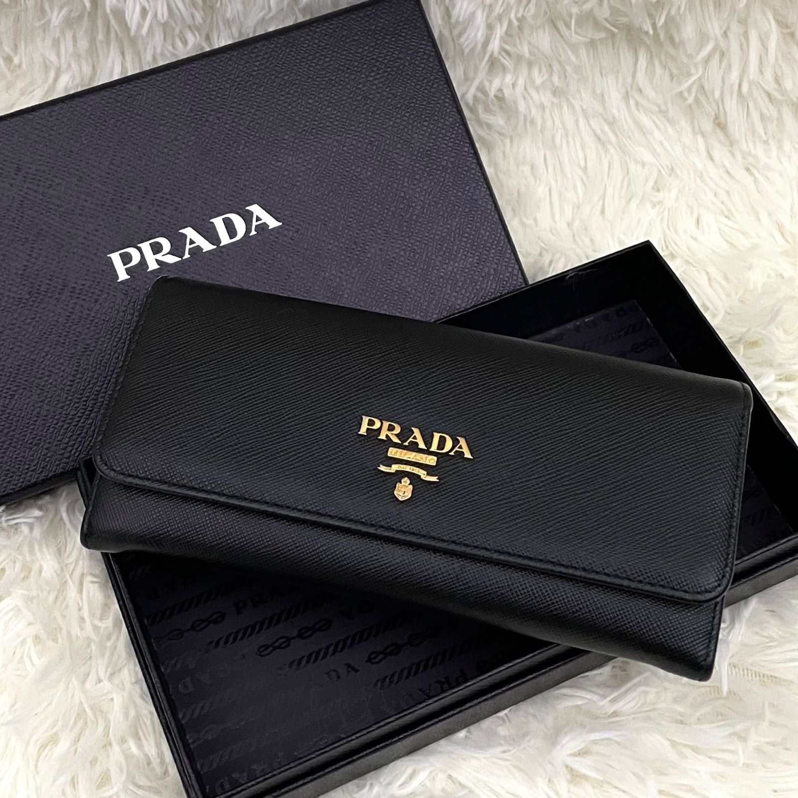 極美品！PRADA プラダ サフィアーノ 二つ折り財布 箱、ギャランティ有
