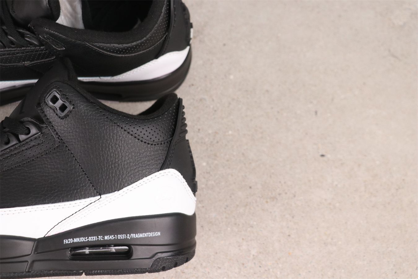 Nike エア スパイク シューズ ホワイト/ブルー 海外6月発売予定】 ナイキ ジョーダン スパイジーク ロー