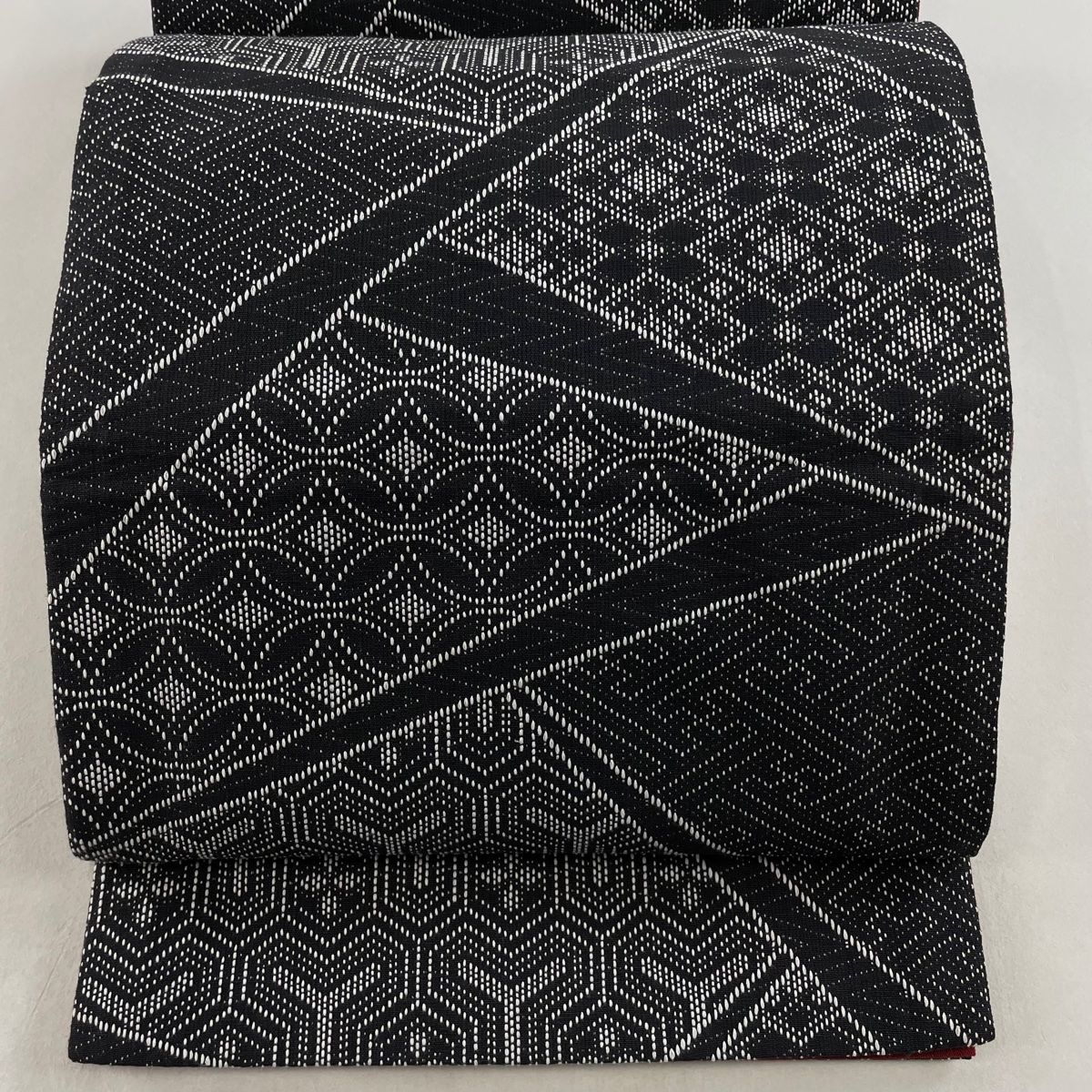 袋名古屋帯 名品 紬地 有職文様 菱 刺繍 墨色 正絹