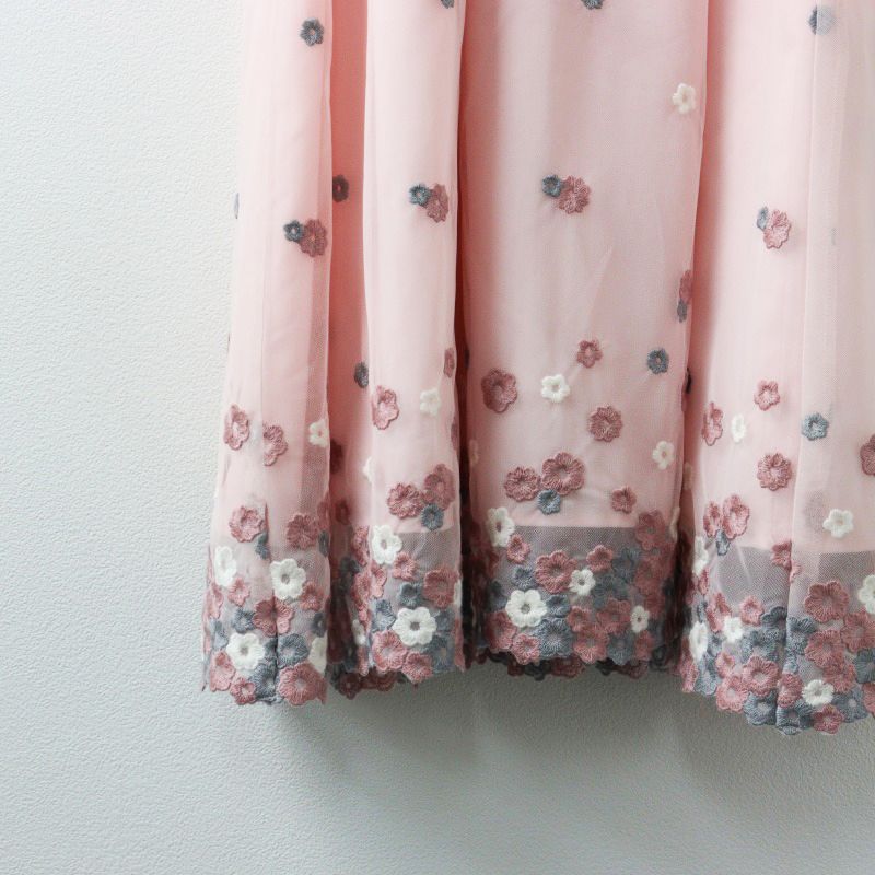 エムズグレイシー　チュールワンピース　40 美品 2025SS エムズグレイシー M'S GRACY 小花刺繍チュール