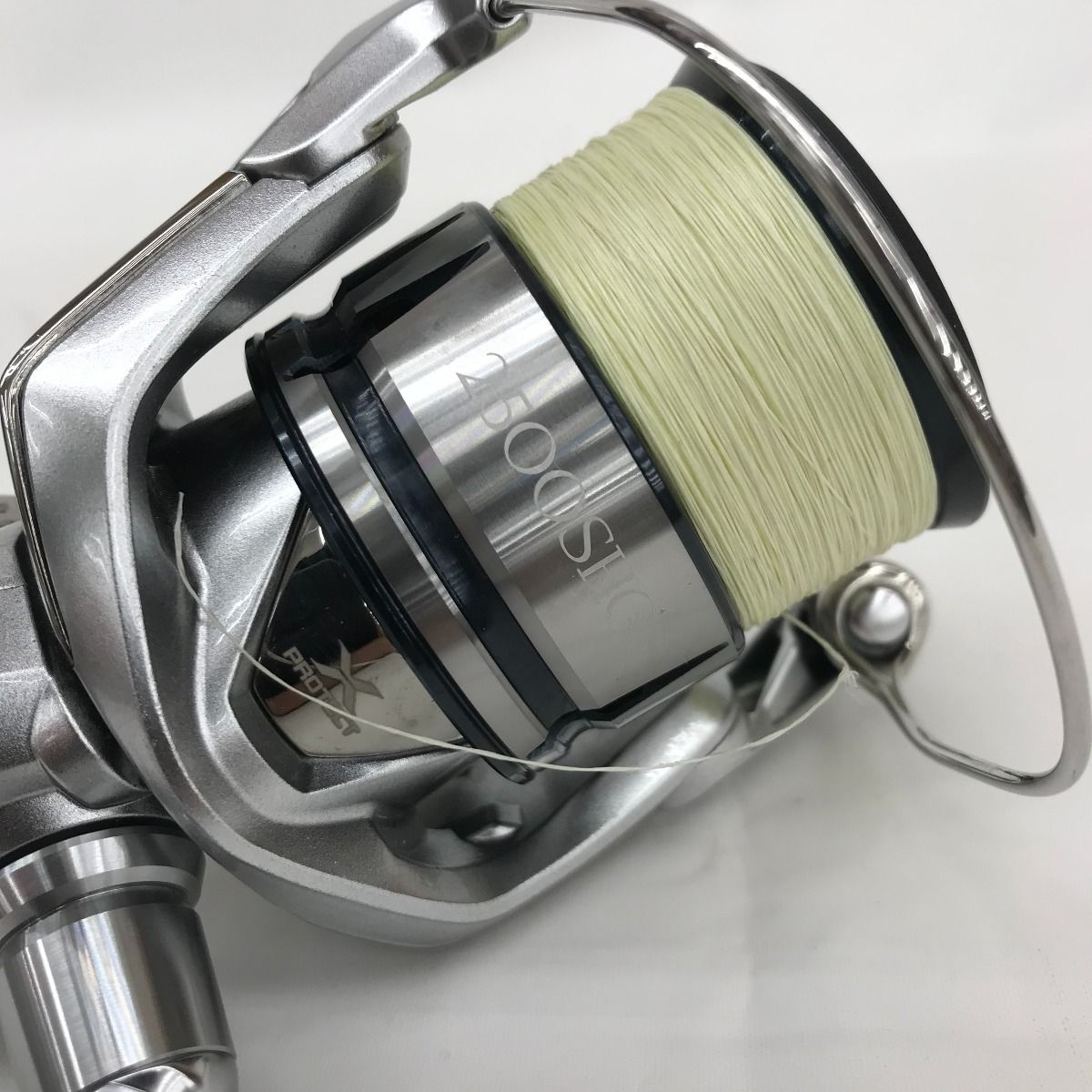 ■■SHIMANO シマノ スピニングリール　19ストラディック 2500SHG 04017