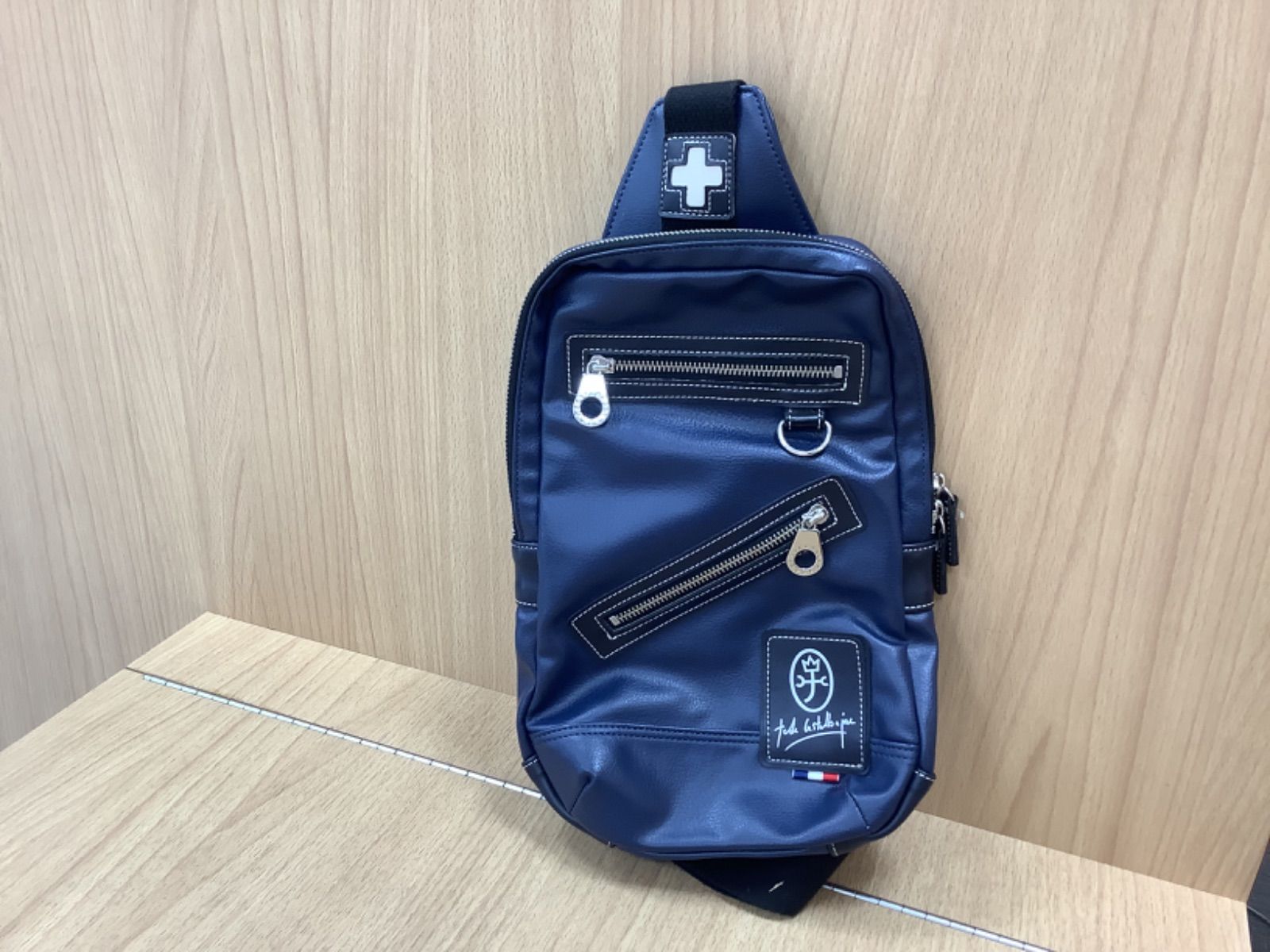 n*1様 ⭐️新品・未使用タグ付⭐️定価3万8500円⭐️カステルバジャック ク メルカリ