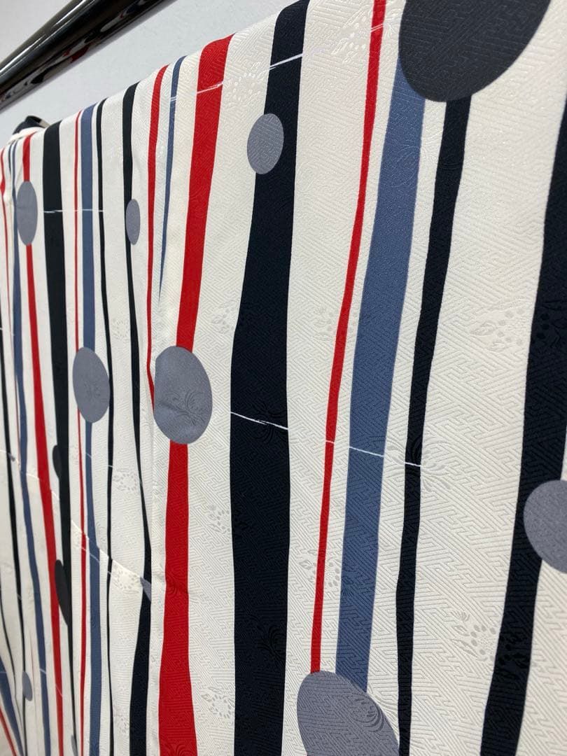 2尺袖 ポリエステル着物 紋意匠 個性的 ドット 袴向き