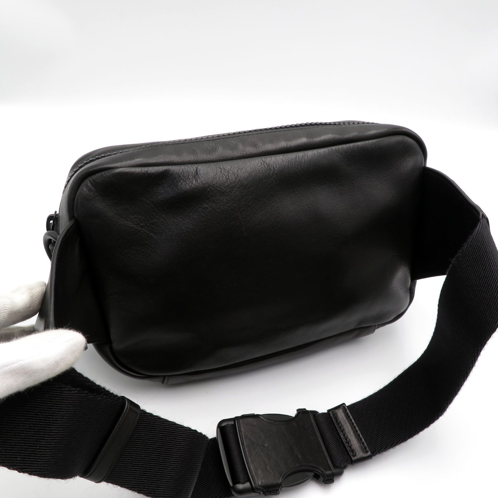 COACH コーチ ボディバッグ スリングショルダーバッグ 本革 レザー 黒 COACH コーチ ブラック ボディバッグ ワンショルダー レザー COACH