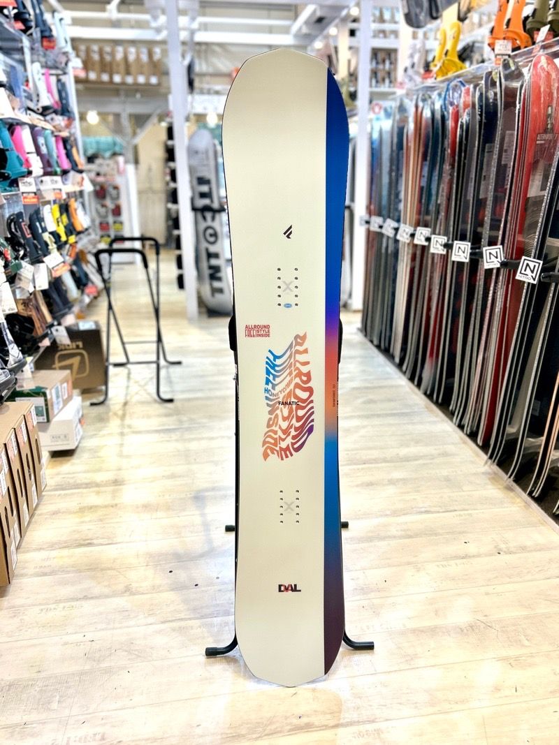 楽天市場】50％OFF 【即納】 メンズ スノーボード 板 型落ち FANATIC