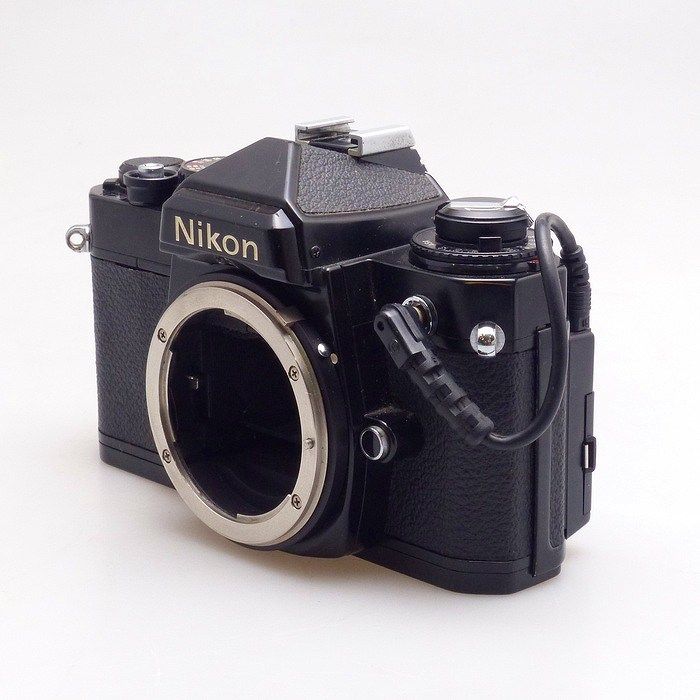 Nikon FE ボディ ブラック MF-12 データバック Nikon FE ブラック