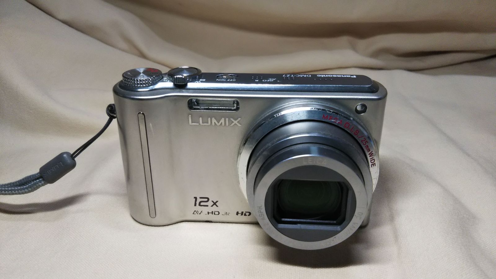 カメラ Panasonic LUMIX DMC-TZ7 コンパクトデジタルカメラ