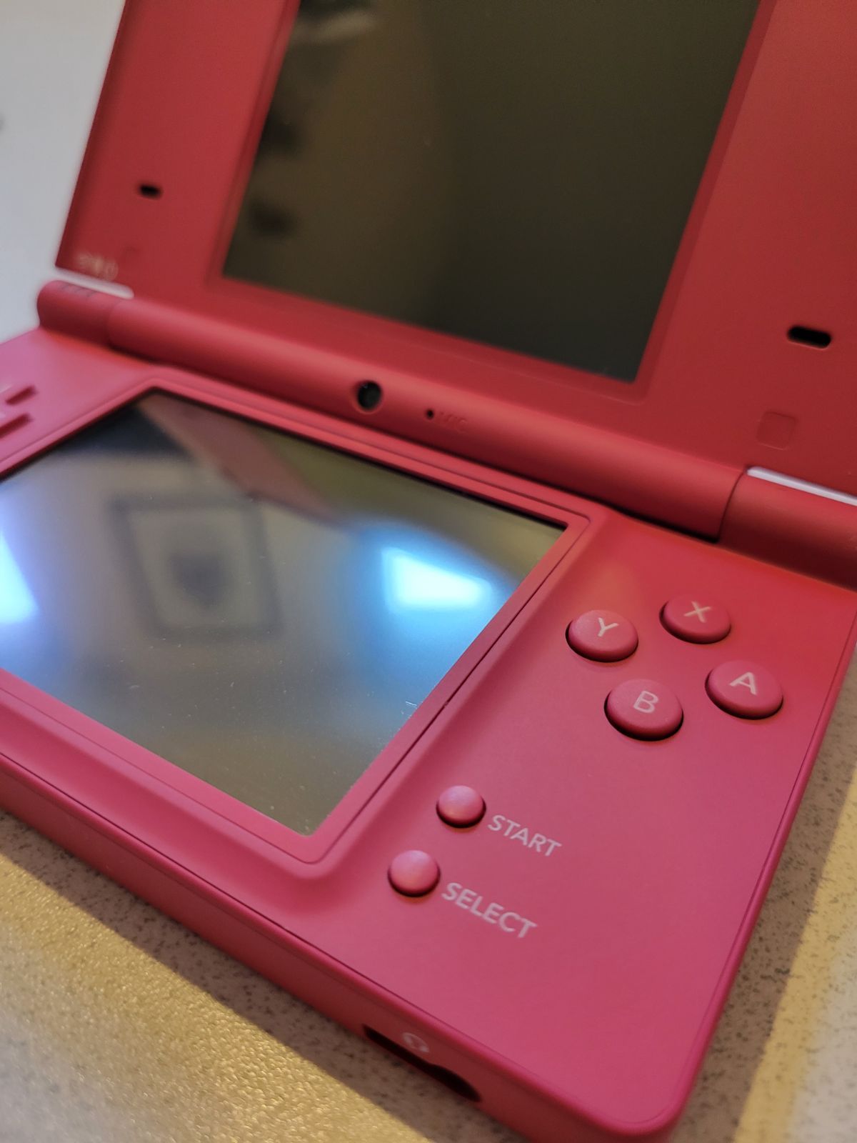 SALE／96%OFF】 ニンテンドーDSi LL ホワイト タッチペン 充電器付